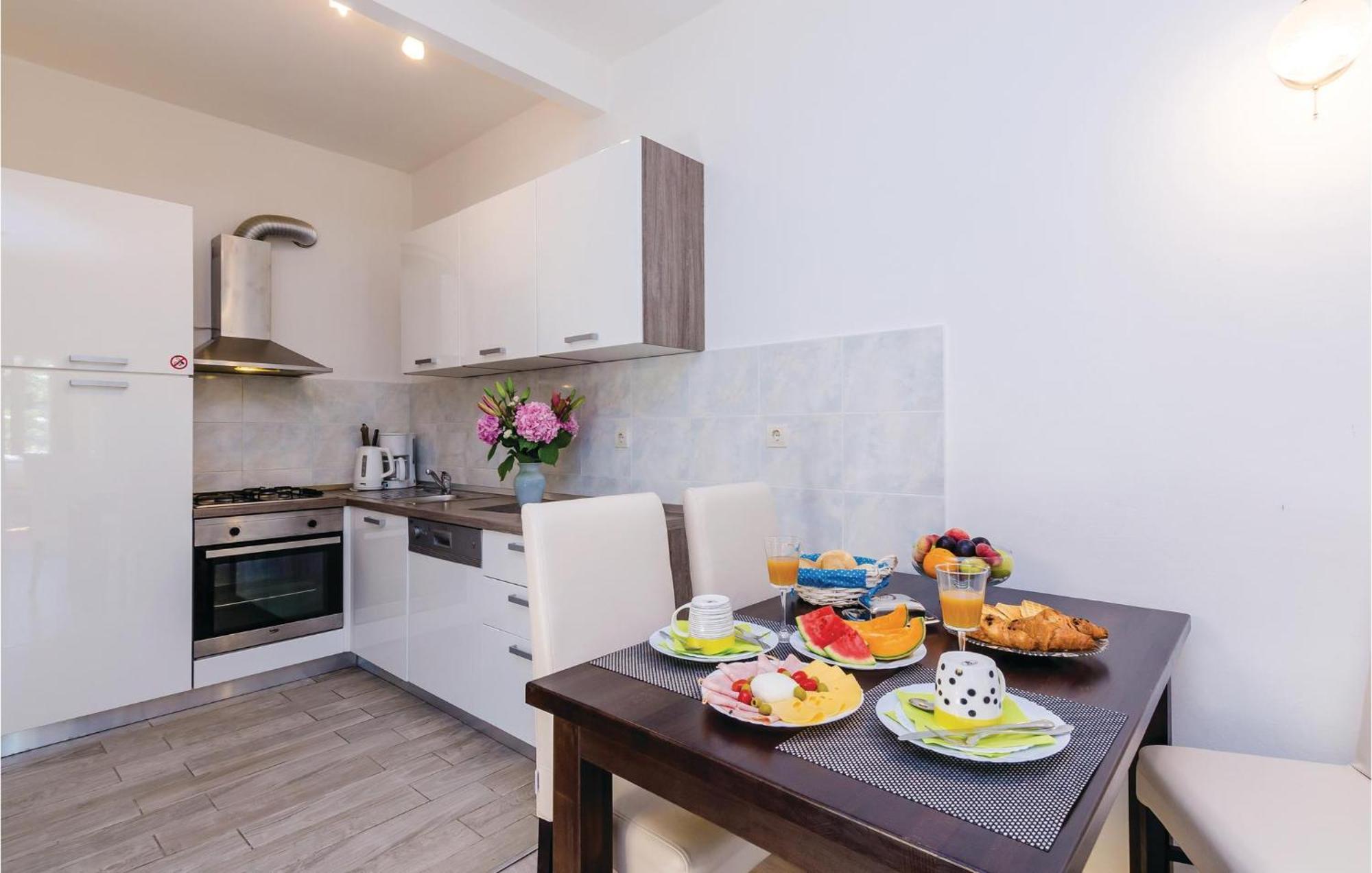 Pet Friendly Apartment In Bosanka With Kitchen Dubrovnik Bagian luar foto