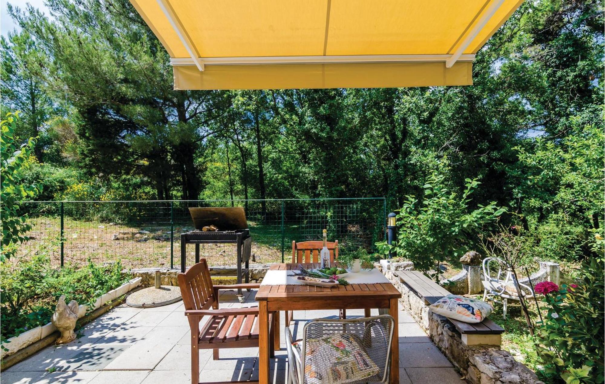 Pet Friendly Apartment In Bosanka With Kitchen Dubrovnik Bagian luar foto