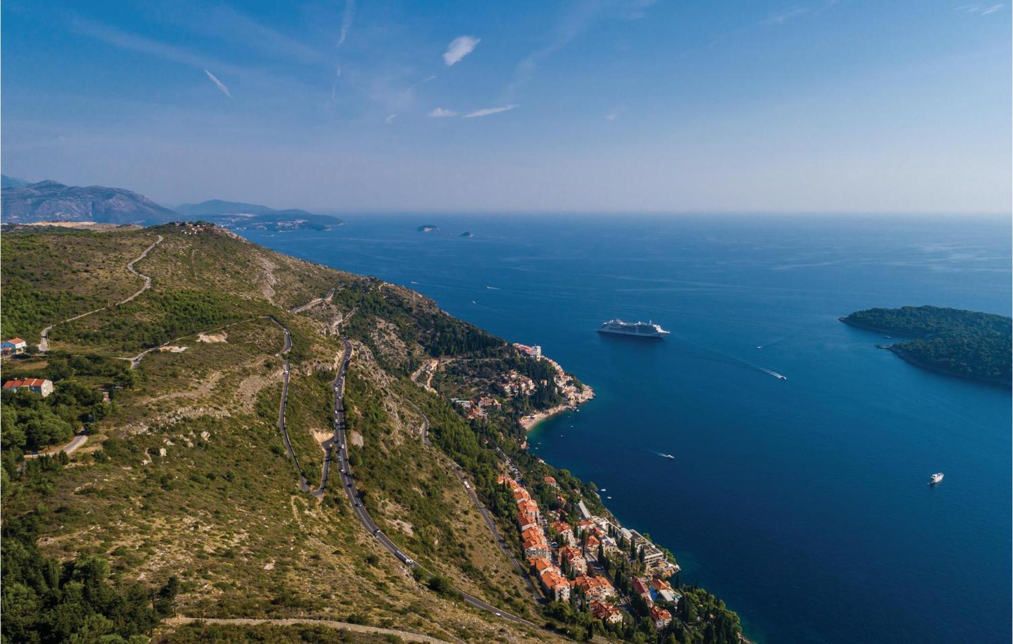Pet Friendly Apartment In Bosanka With Kitchen Dubrovnik Bagian luar foto