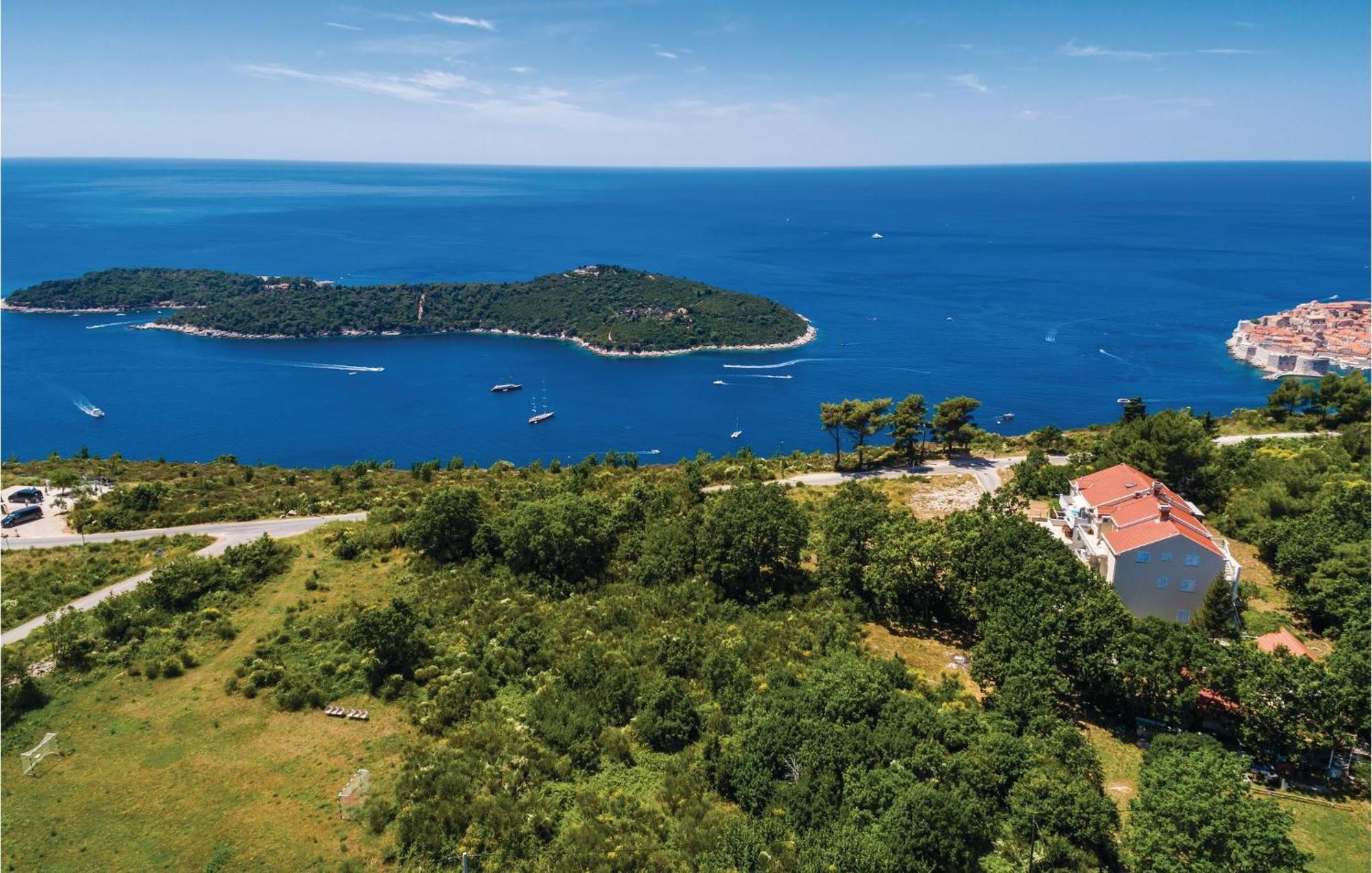 Pet Friendly Apartment In Bosanka With Kitchen Dubrovnik Bagian luar foto