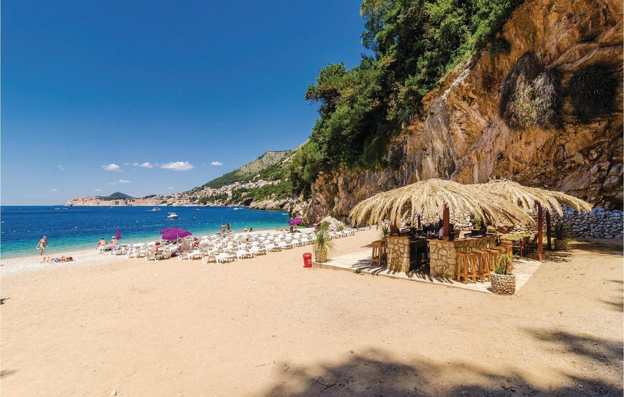 Pet Friendly Apartment In Bosanka With Kitchen Dubrovnik Bagian luar foto